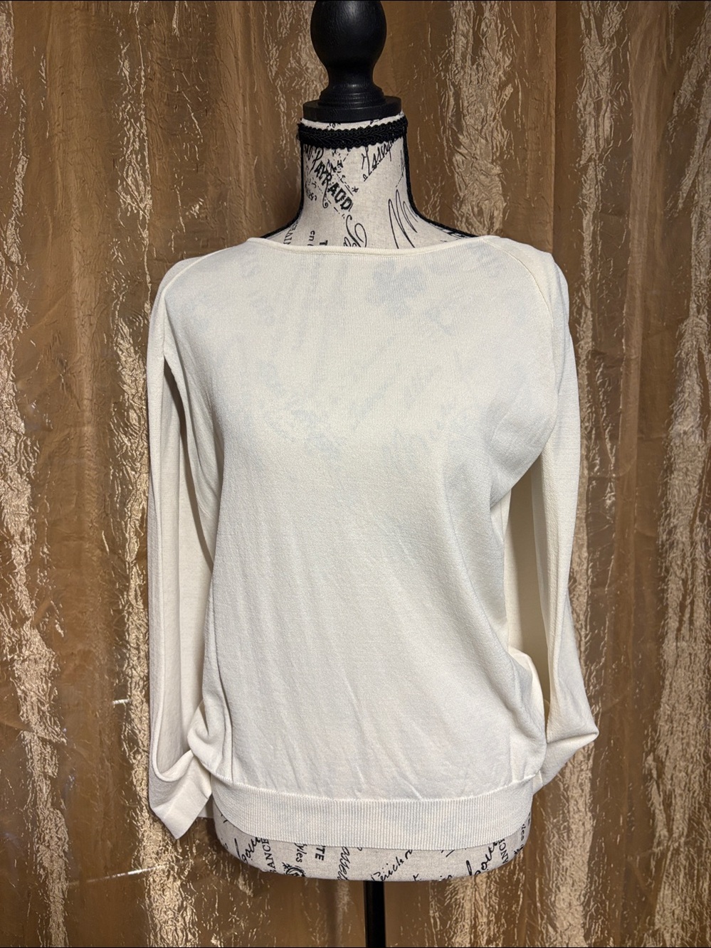 ZARA Off-White Knit Top - Soft Cream Tone
